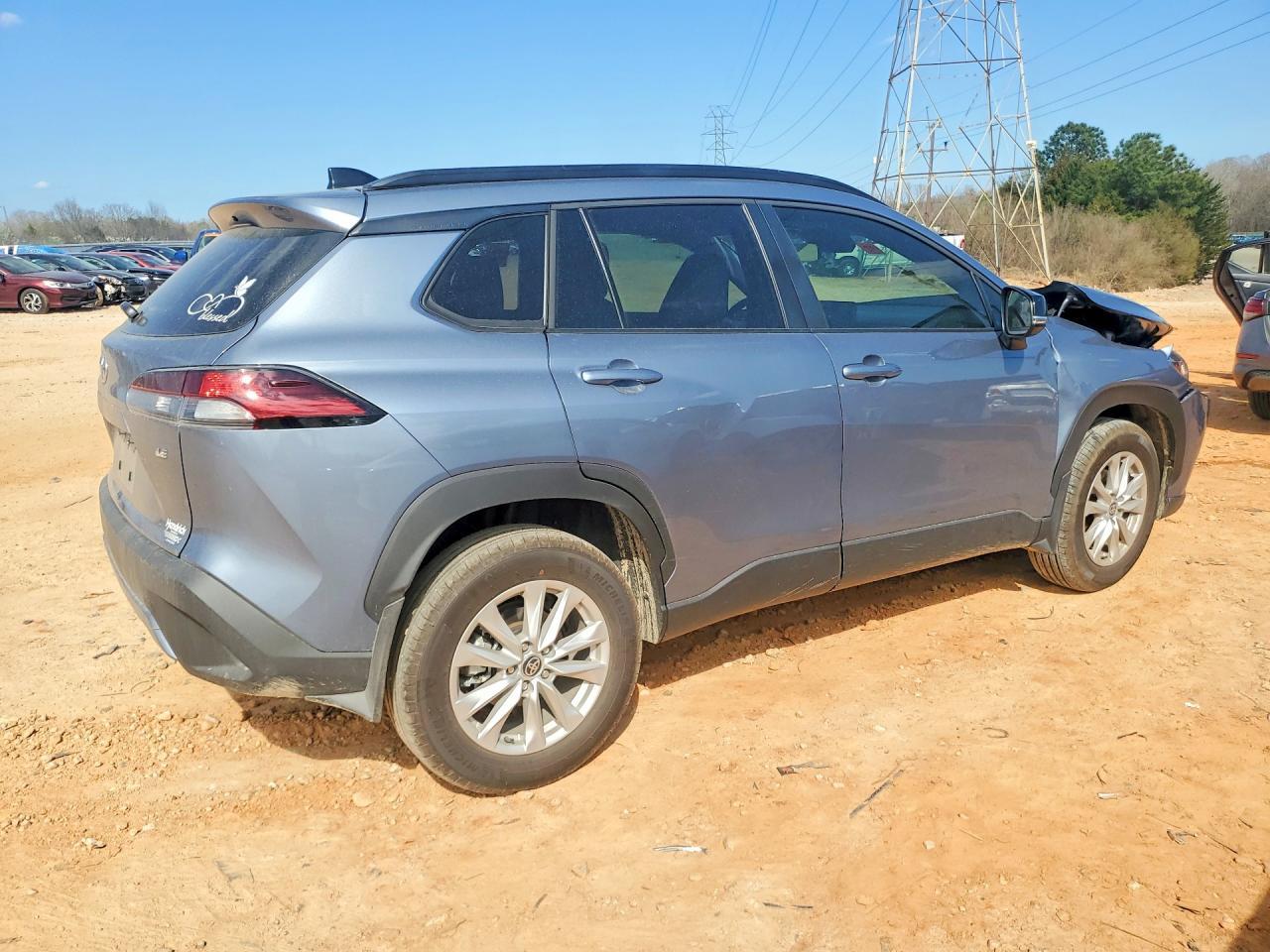 2026 Toyota Corolla Cross Le - Фото 3