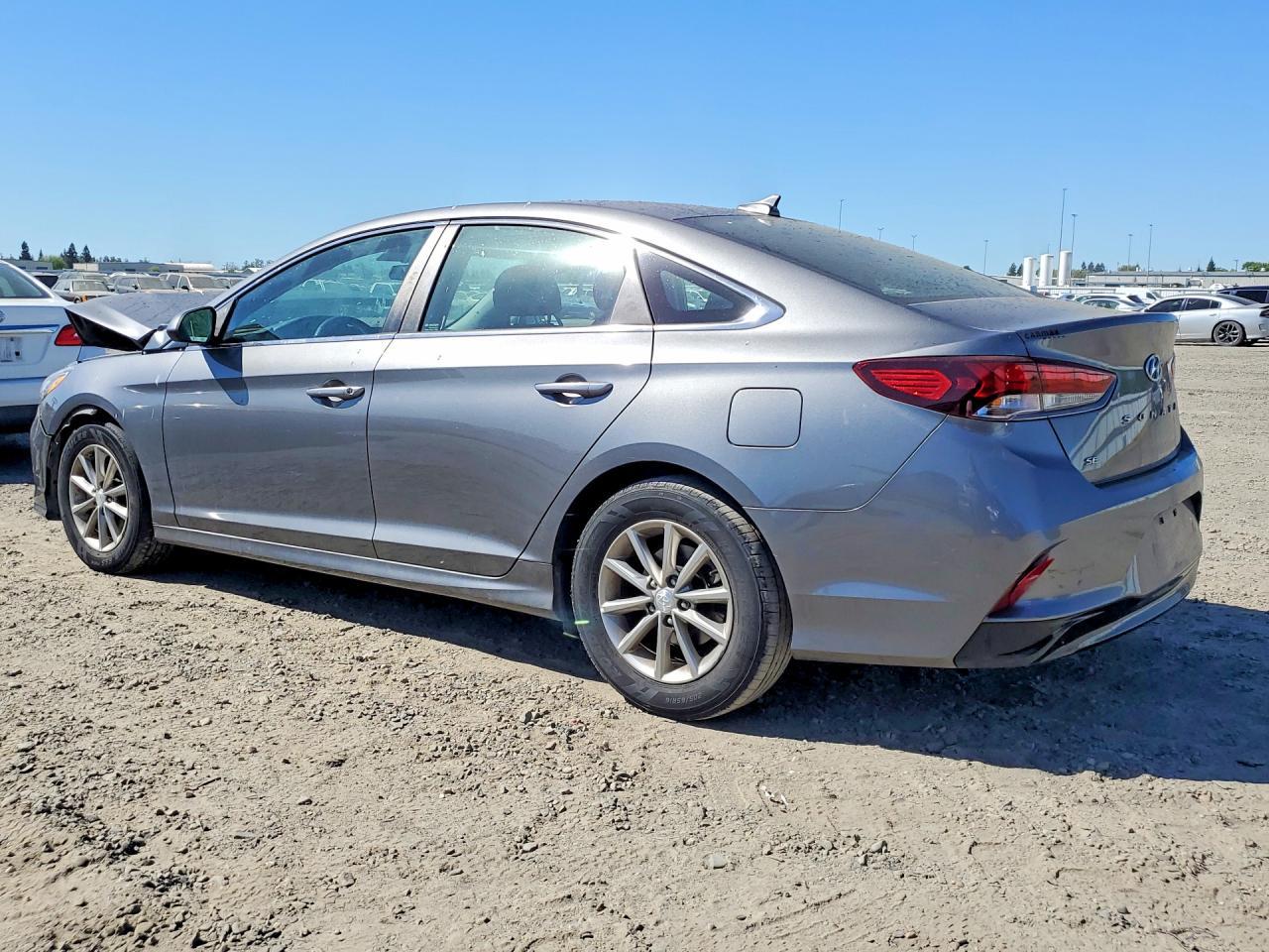 2019 Hyundai Sonata Se - Фото 2