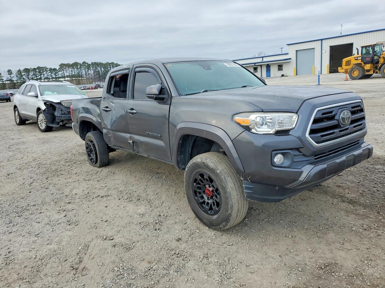 2019 Toyota Tacoma Sr5 V6 - Image 4
