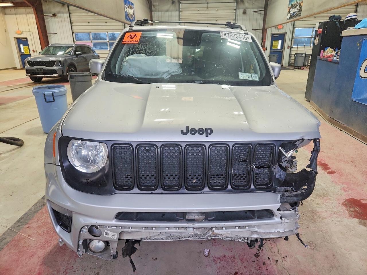 2020 Jeep Renegade Latitude - Image 5