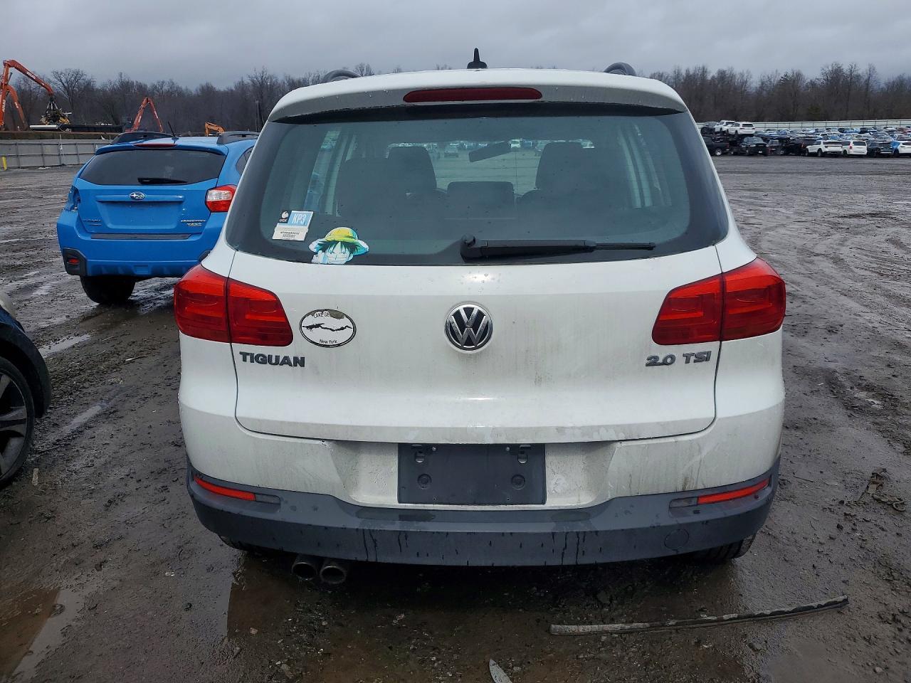 2015 Volkswagen Tiguan S - Фото 6