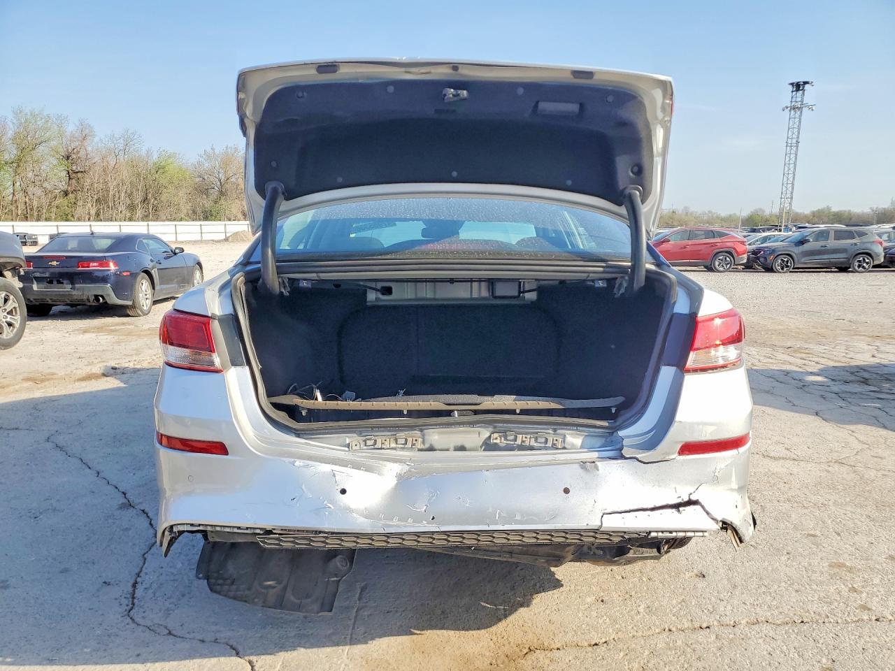 2020 Kia Optima Lx - Фото 6