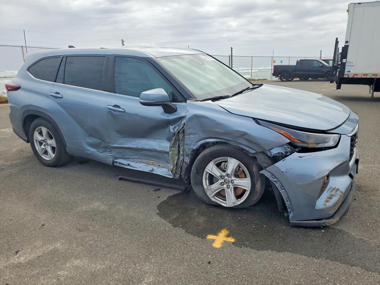 2024 Toyota Highlander Le - Фото 4