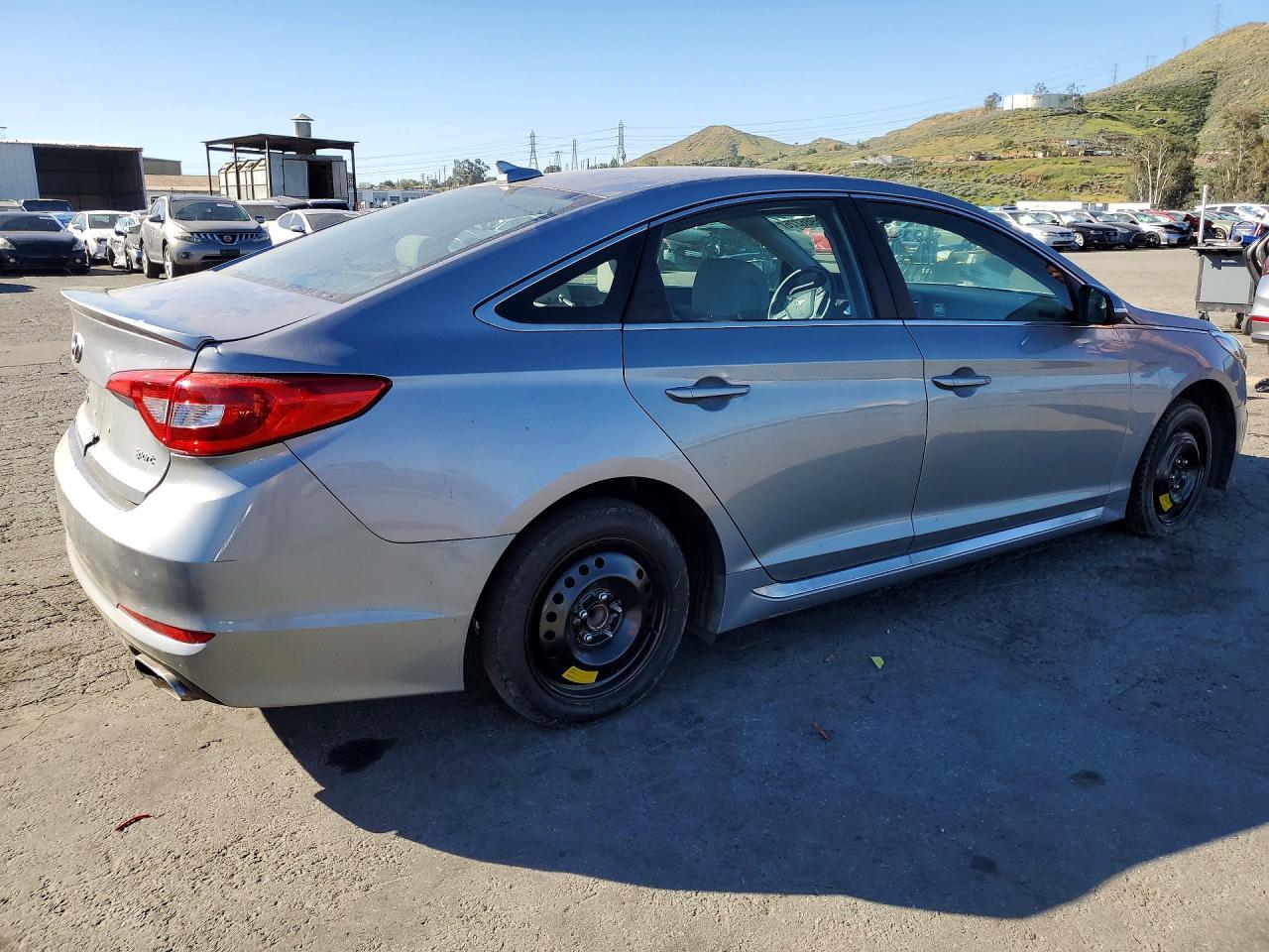 2016 Hyundai Sonata Sport - Фото 3