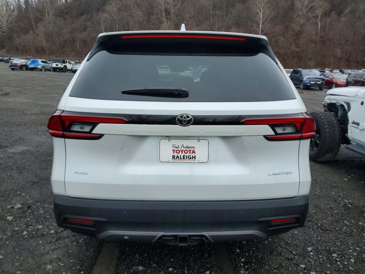 2026 Toyota Grand Highlander Limited - Фото 6