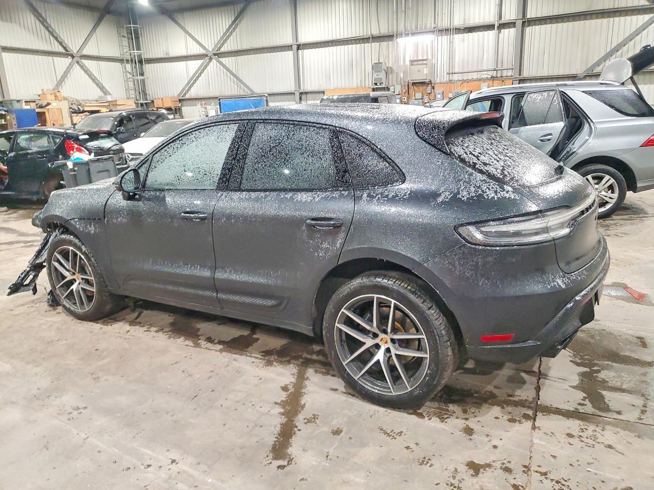 2024 Porsche Macan - Фото 2