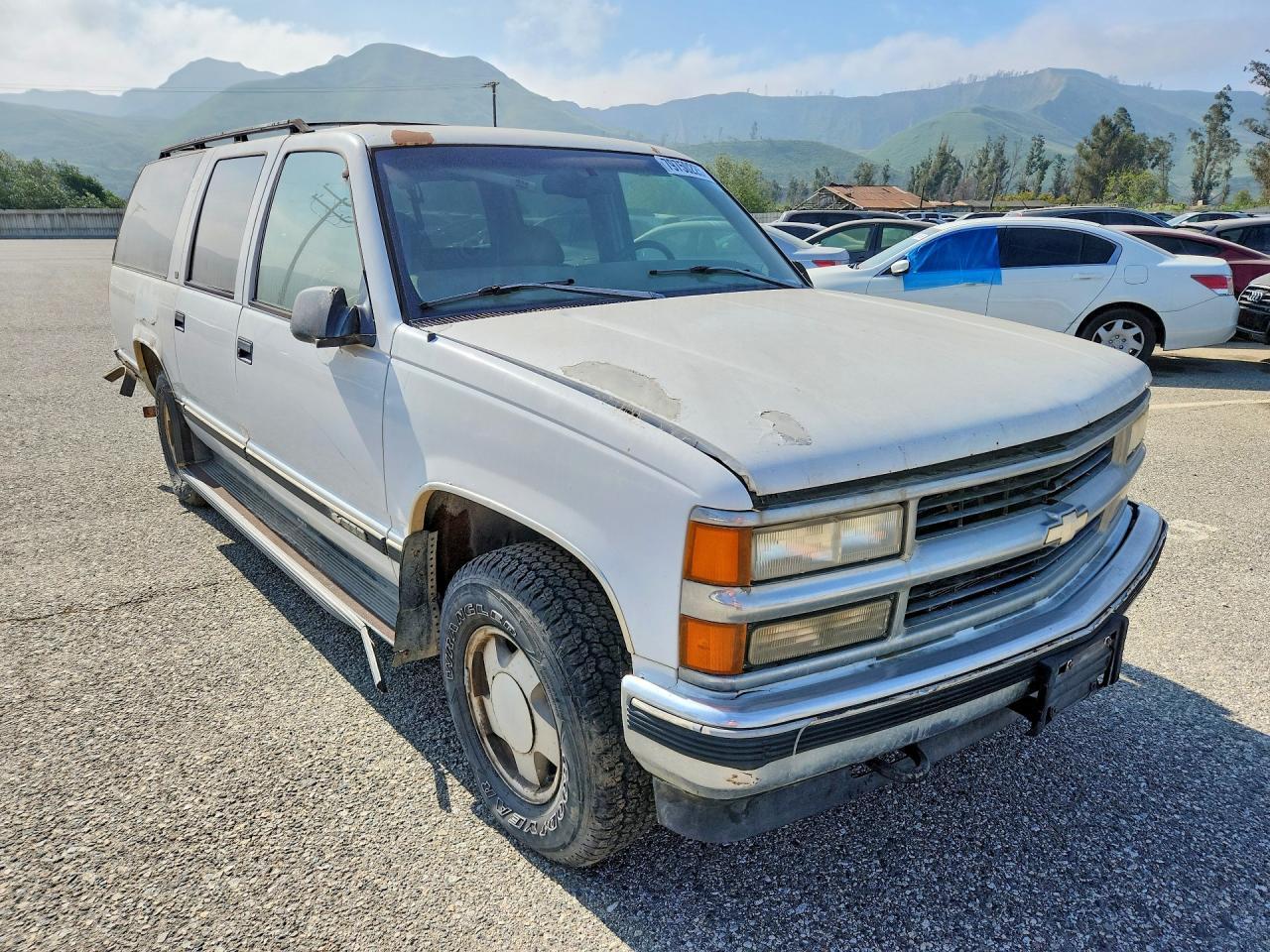 1998 Chev Suburban K - Фото 4