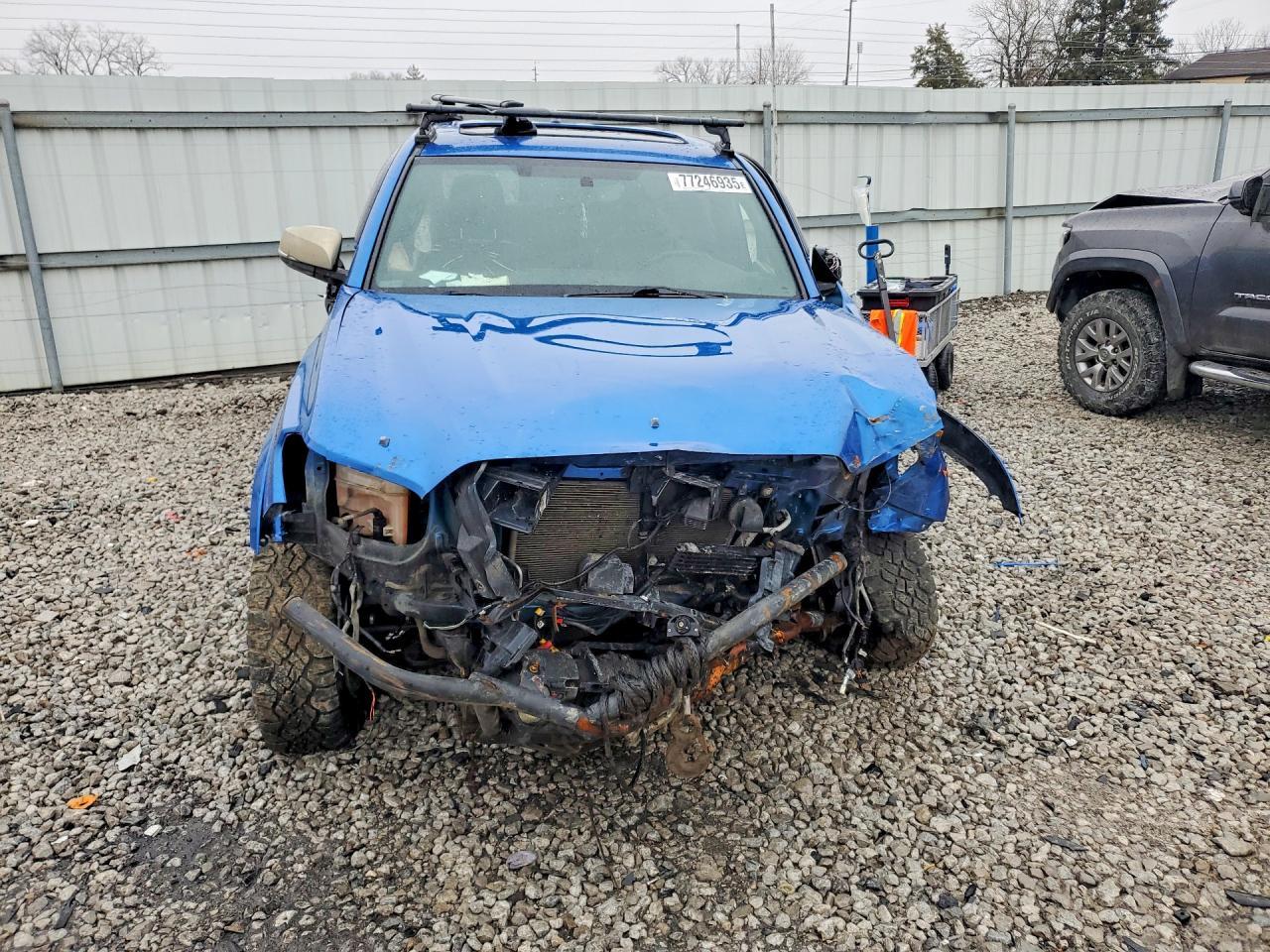 2017 Toyota Tacoma Double Cab - Фото 5