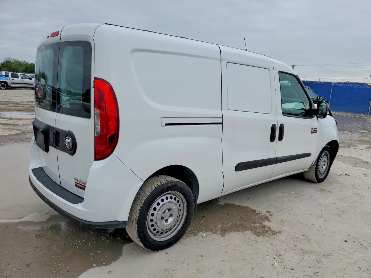 2022 Ram Promaster City Tradesman - Image 3