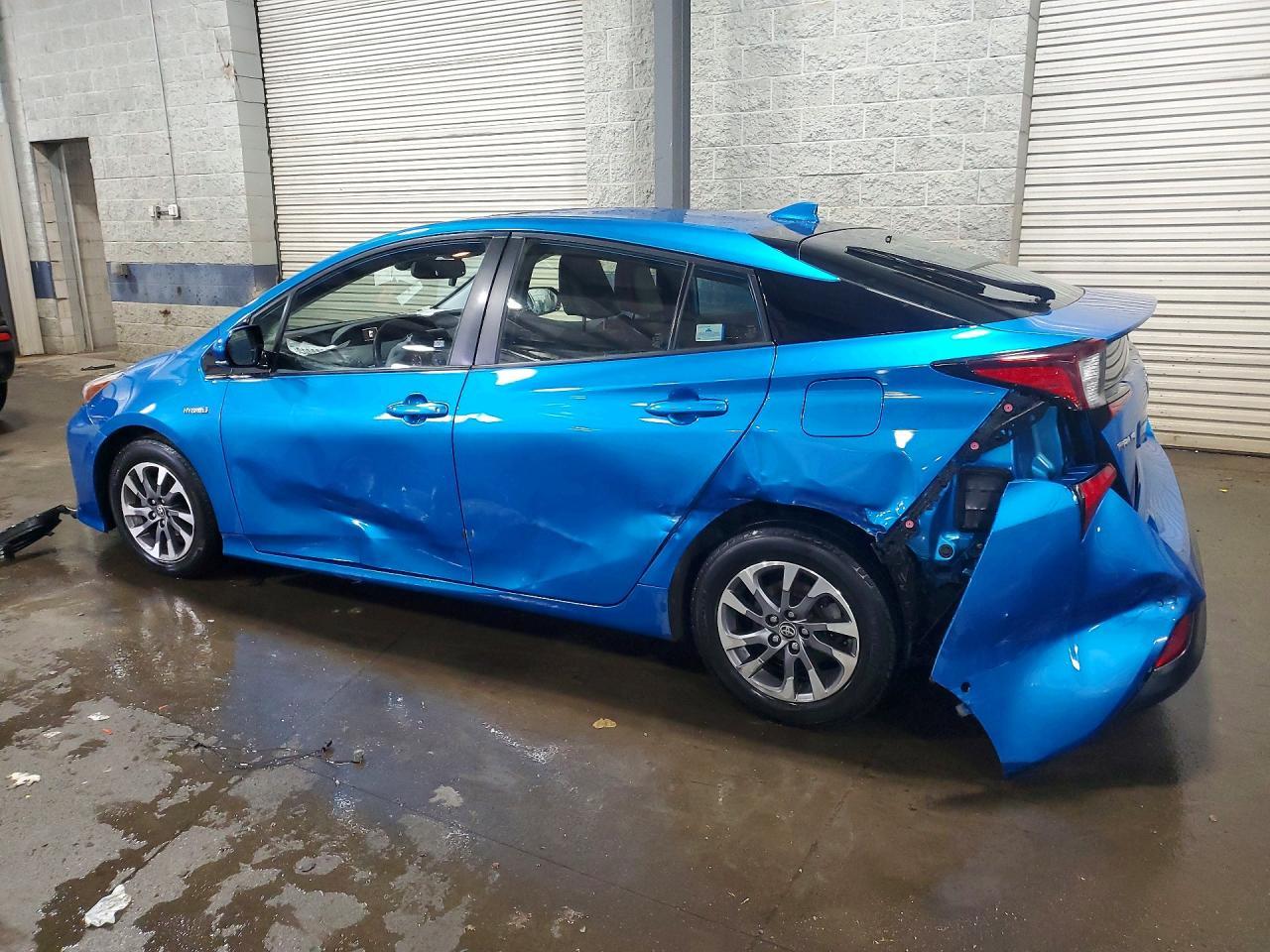 2019 Toyota Prius Xle - Фото 2