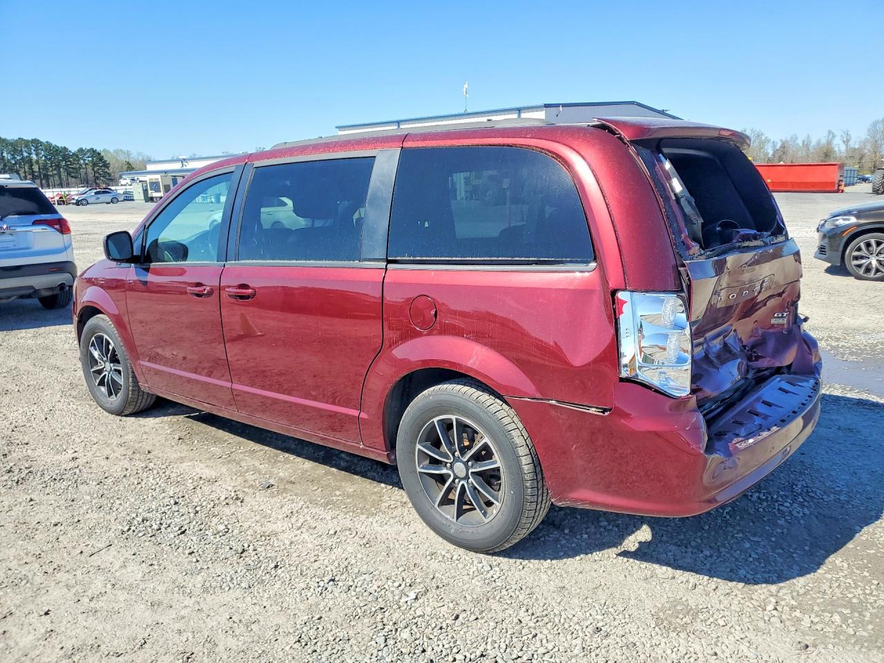 2019 Dodge Grand Caravan Gt - Image 2