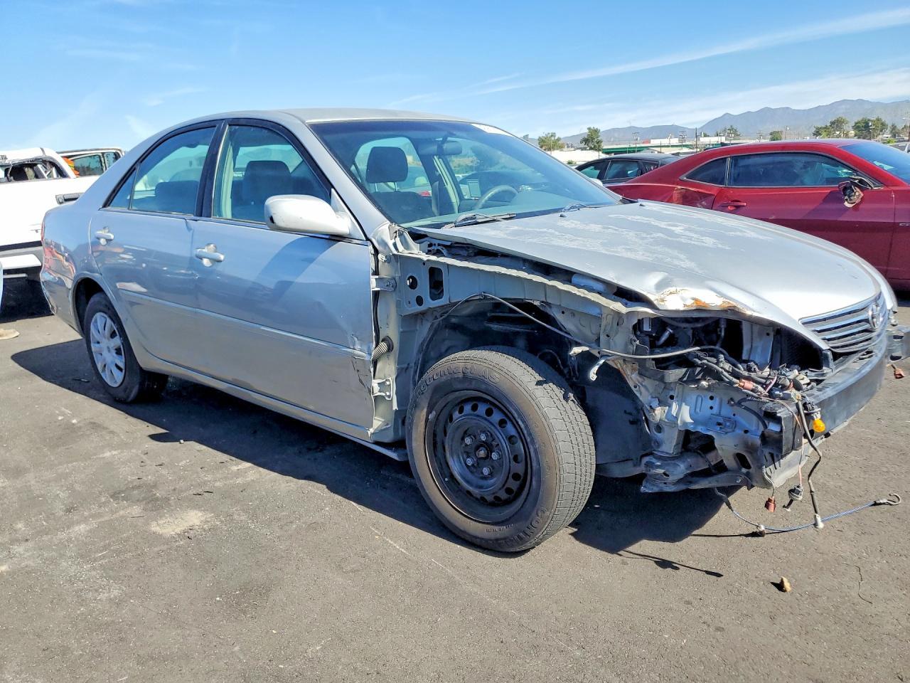 2005 Toyota Camry Le - Фото 4