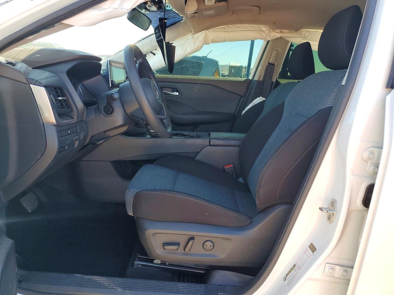 2023 Nissan Rogue Sv - Image 7