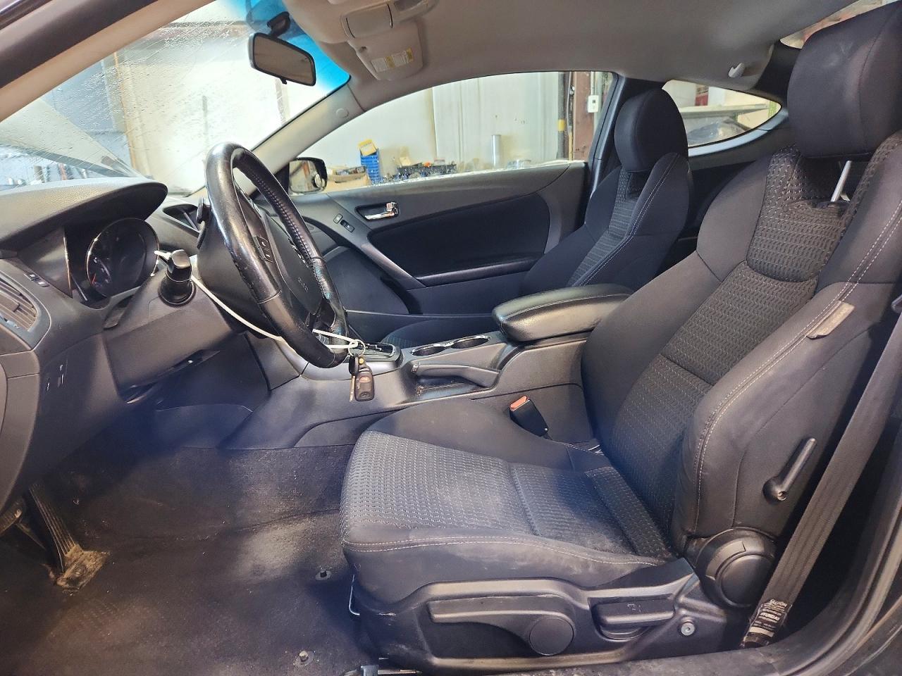 2011 Hyundai Genesis Coupe 2.0T - Фото 7