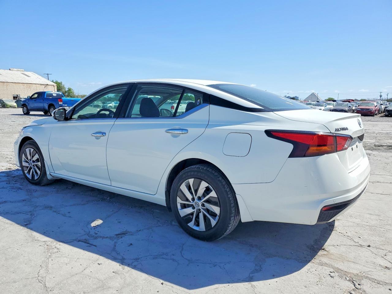 2023 Nissan Altima 2.5 S - Image 2