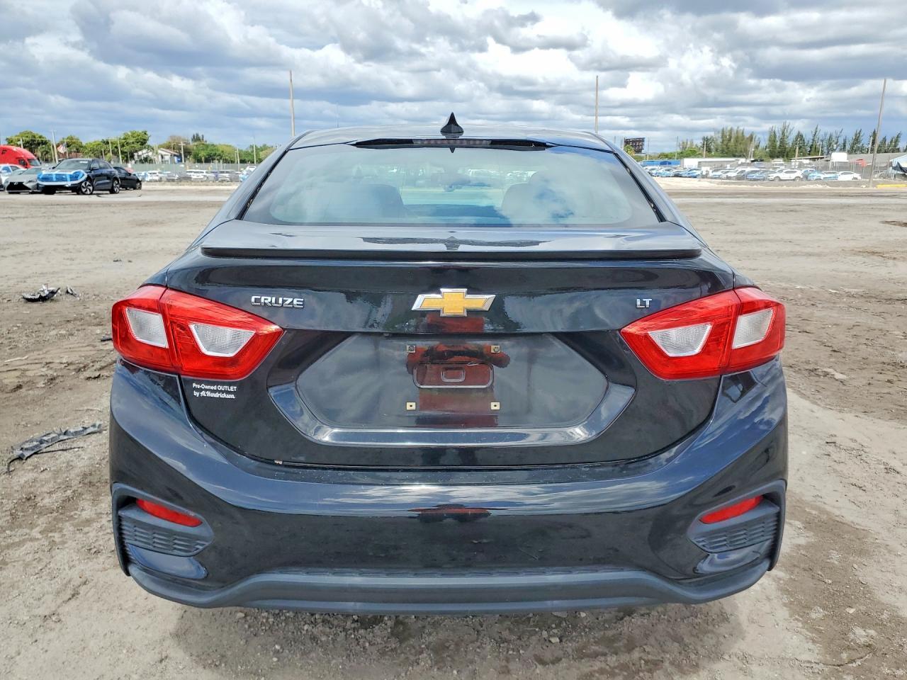 2017 Chevrolet Cruze Lt - Фото 6