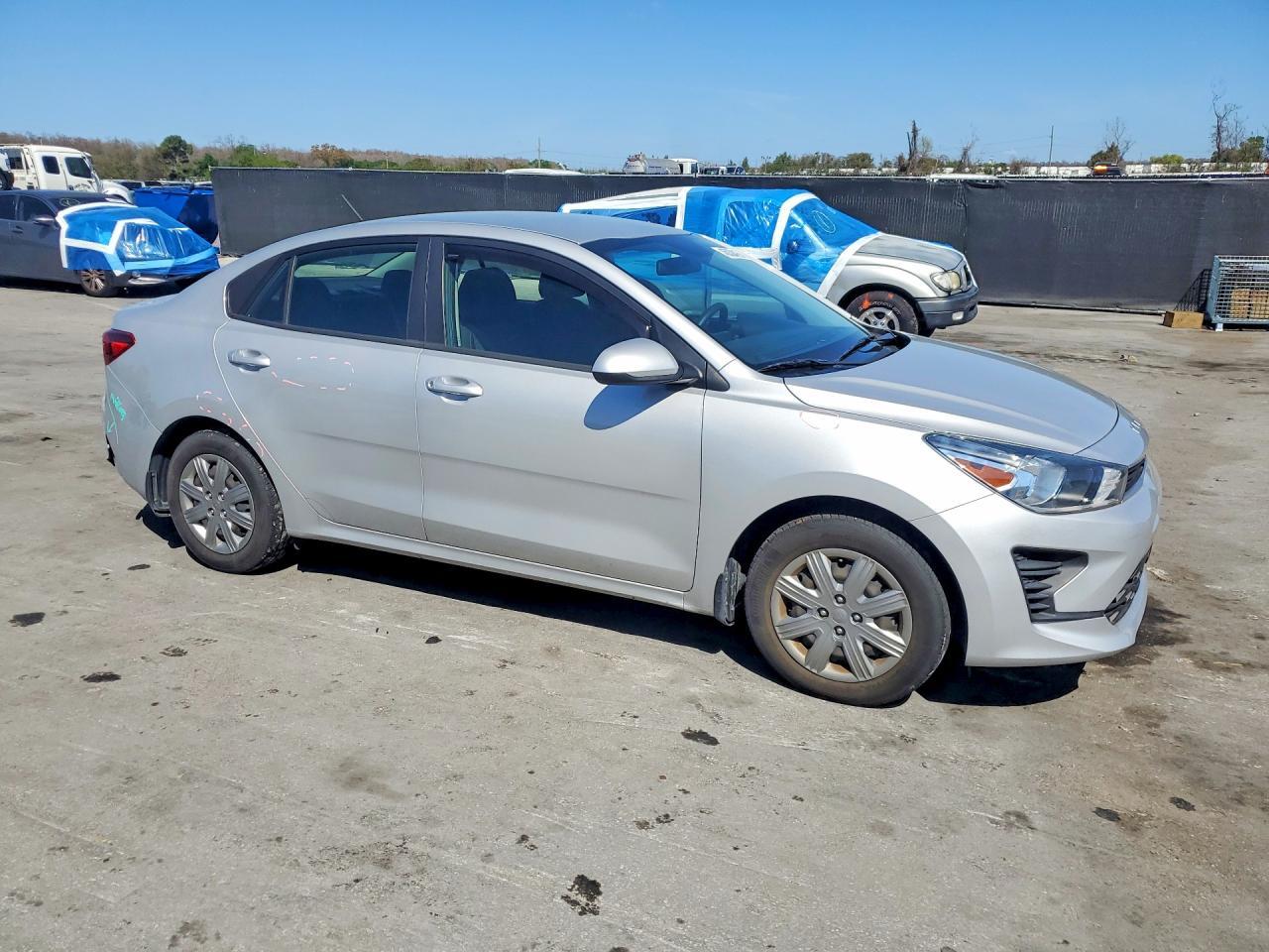 2023 Kia Rio - Фото 4