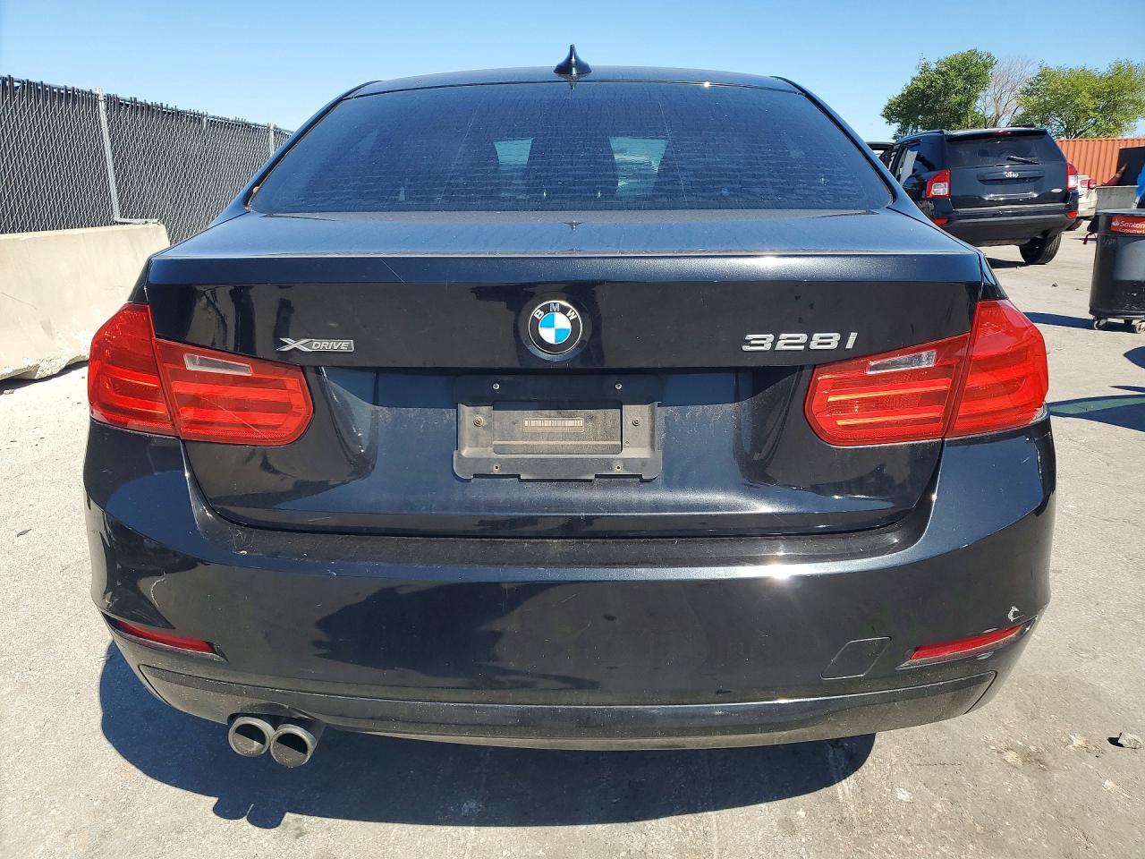 2014 BMW 328 Xi Sulev - Image 6