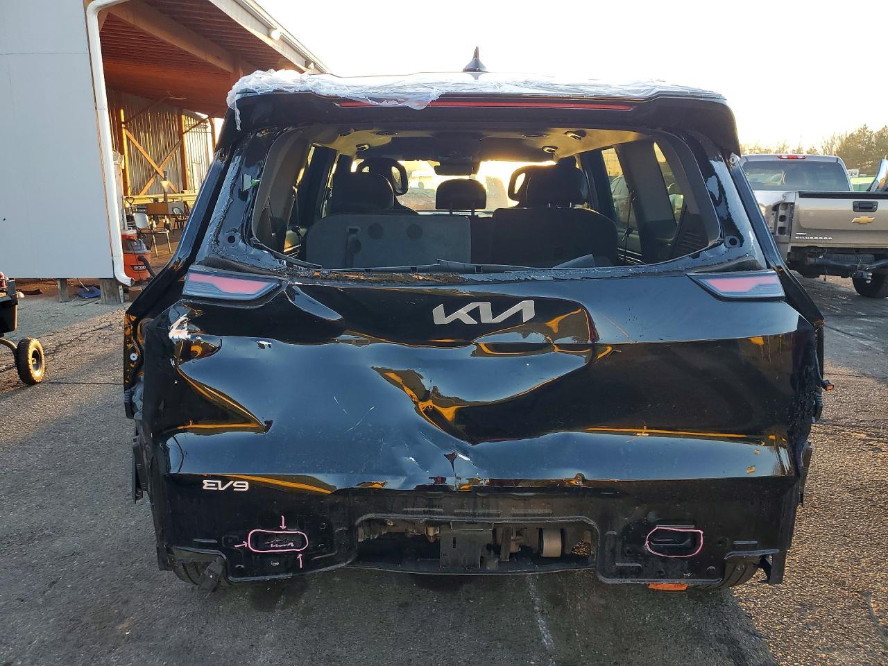 2025 Kia Ev9 Wind - Фото 6