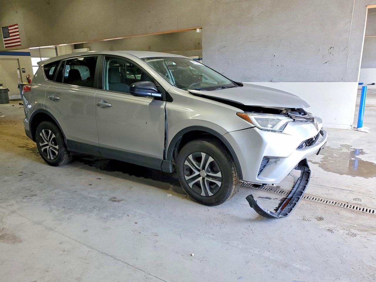 2018 Toyota Rav4 Le - Фото 4