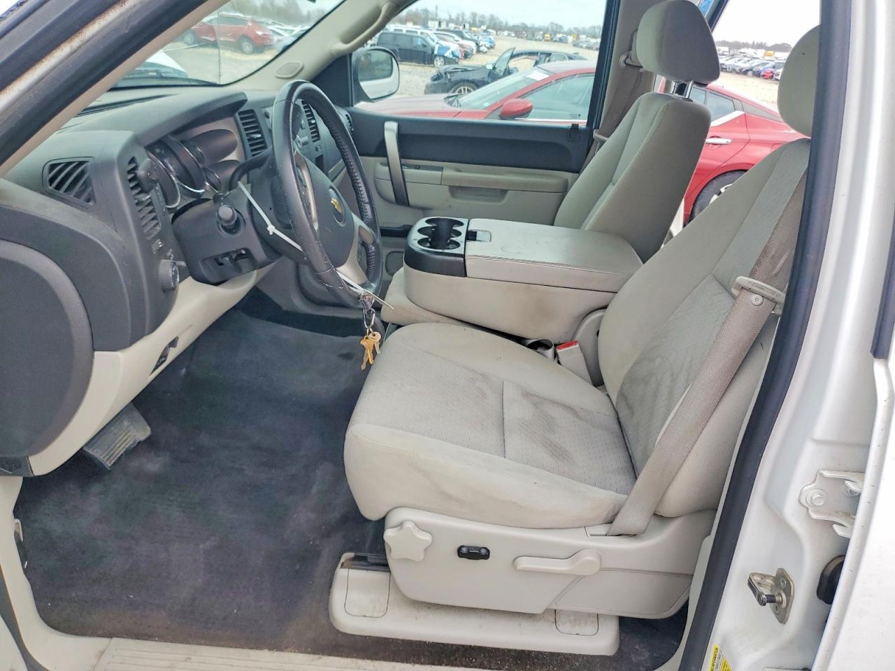 2011 Chevrolet Silverado K1500 Lt - Image 7