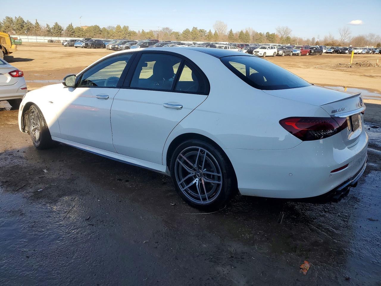 2022 Mercedes-Benz E Amg 53 4Matic - Фото 2