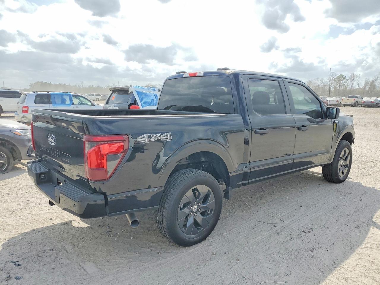 2025 Ford F150 Stx - Фото 3
