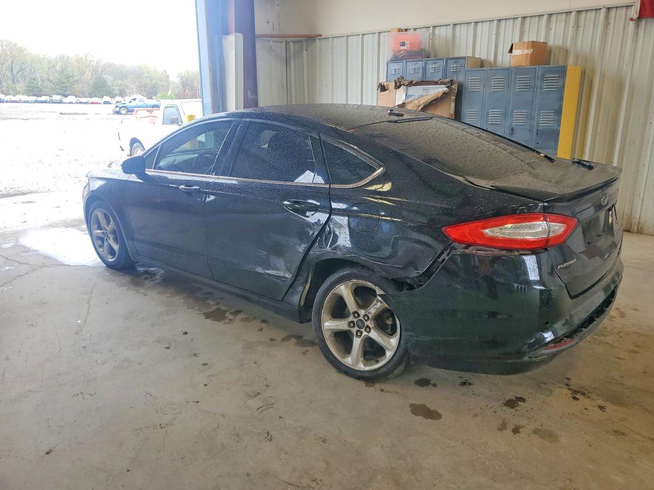 2016 Ford Fusion Se - Image 2