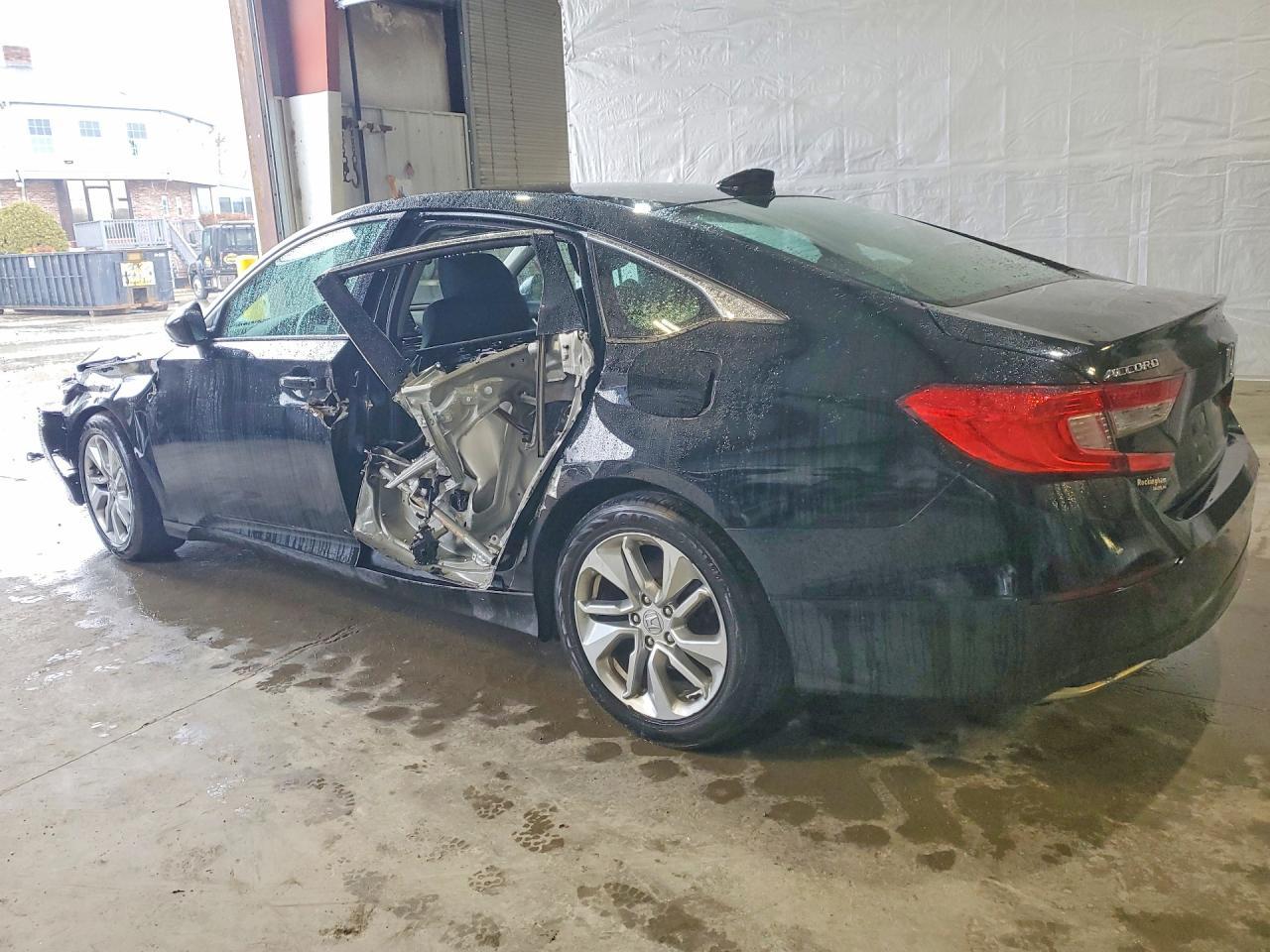 2018 Honda Accord Lx - Фото 2