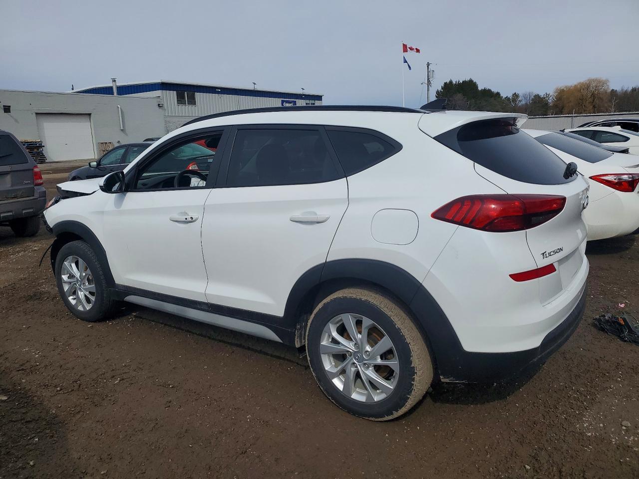 2021 Hyundai Tucson Value - Image 2