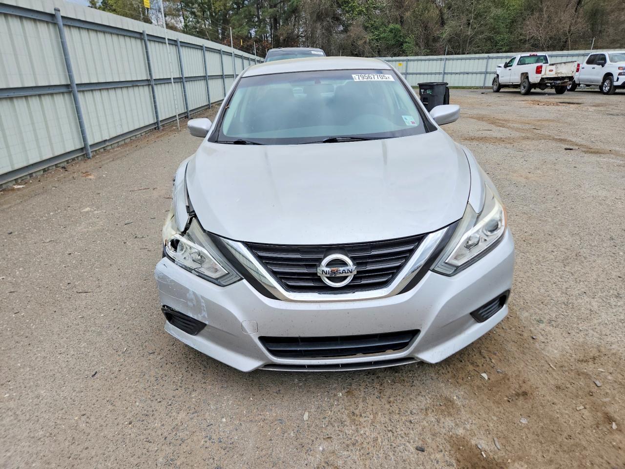 2017 Nissan Altima 2.5 S - Image 5