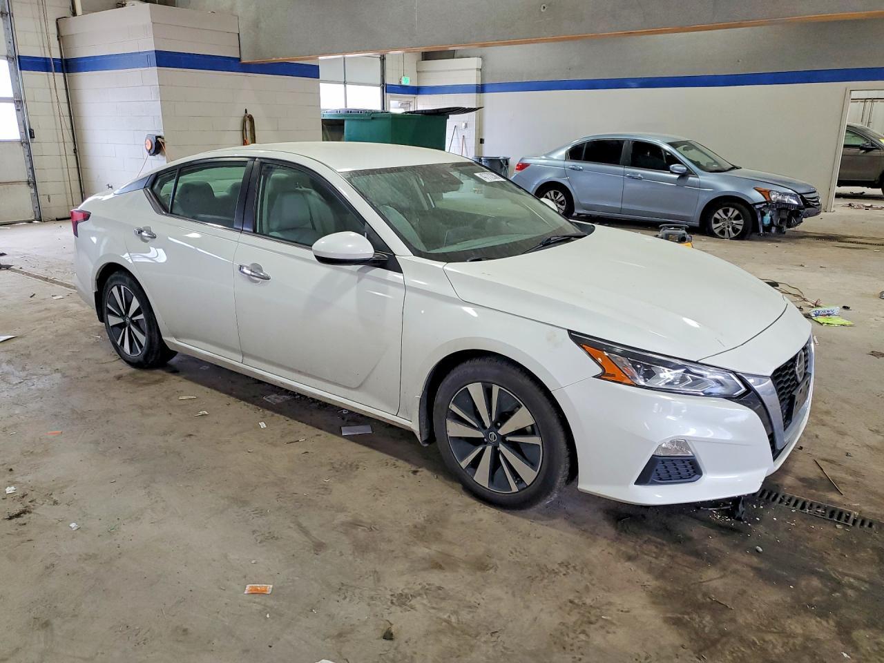 2021 Nissan Altima 2.5 Sv - Фото 4