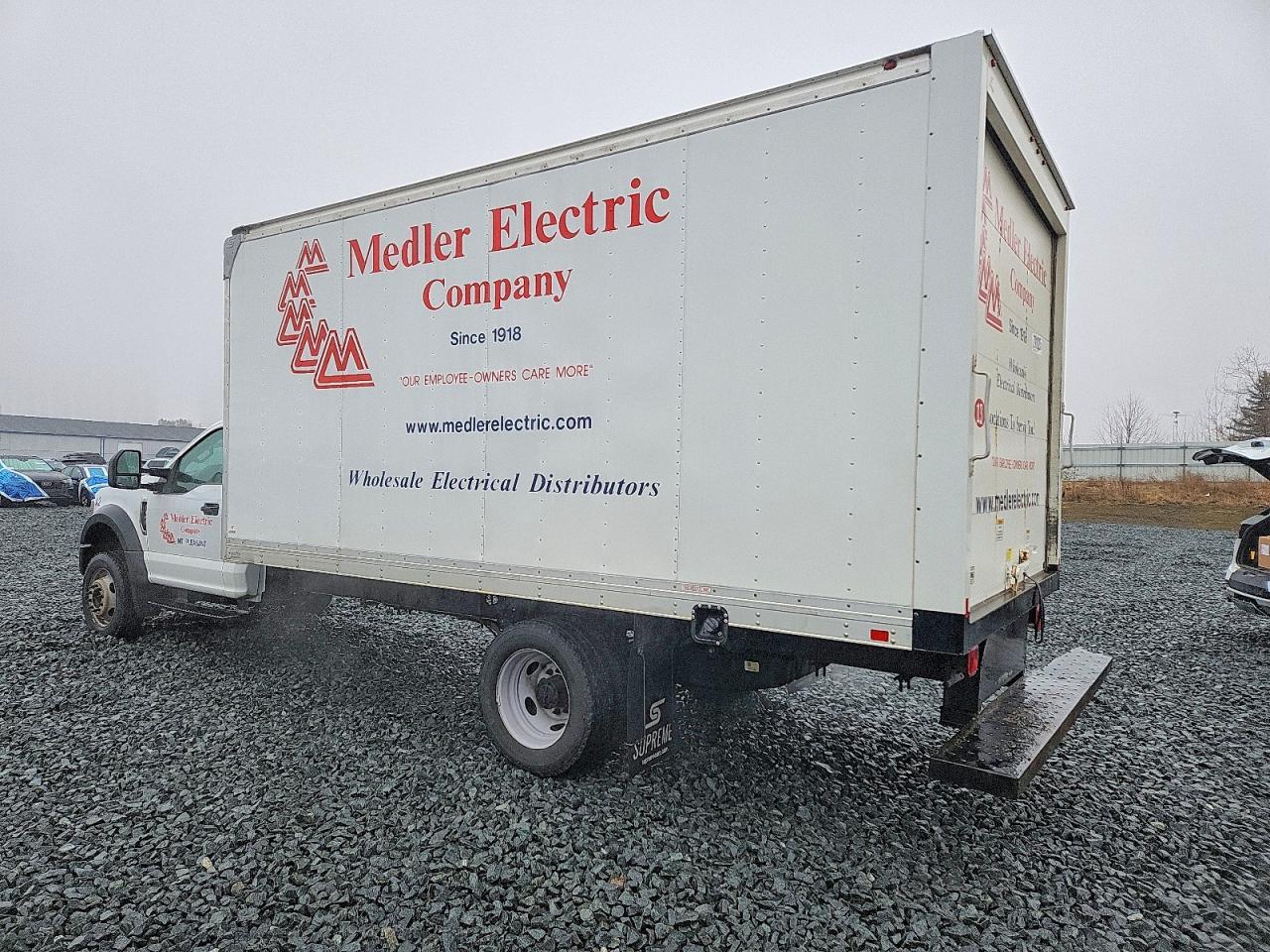 2022 Ford F550 Super Duty Box Truck - Фото 3