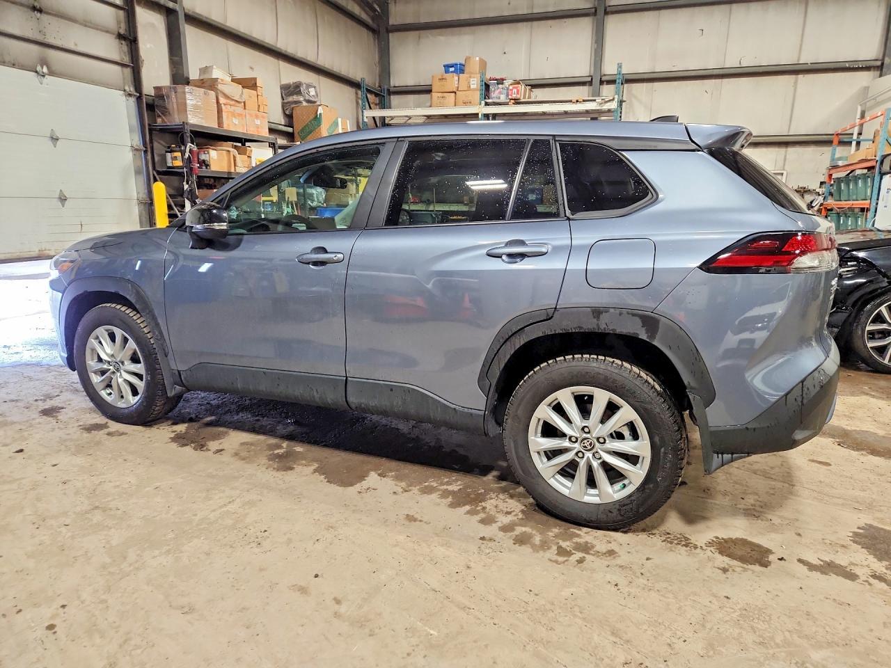 2026 Toyota Corolla Cross Le - Фото 2