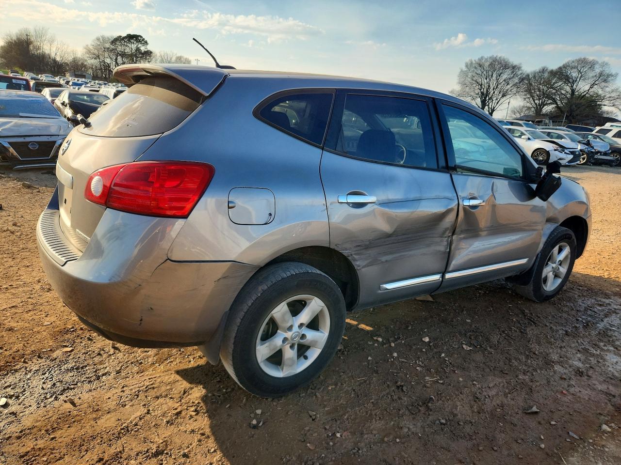 2013 Nissan Rogue S - Фото 3