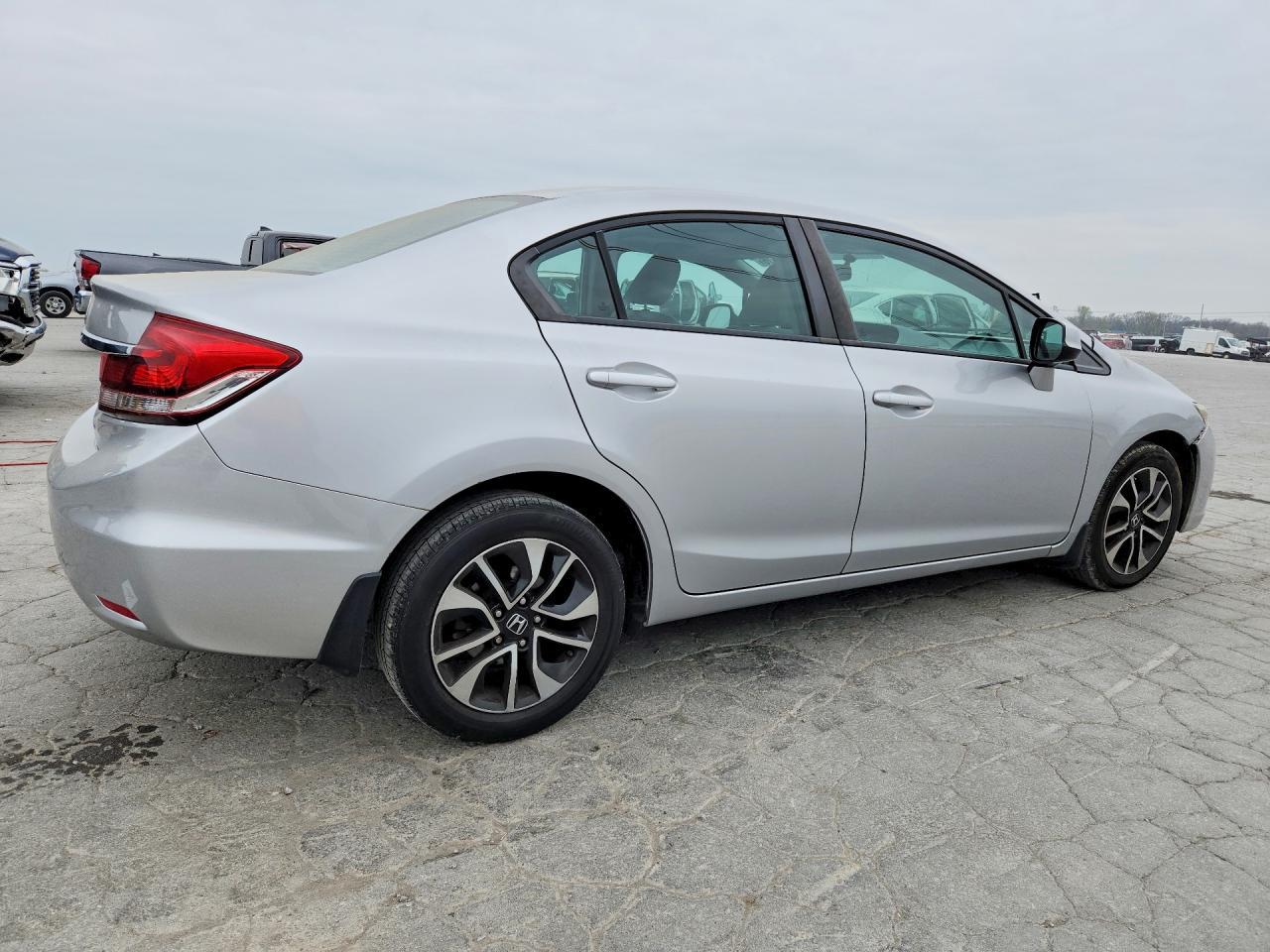 2013 Honda Civic Ex - Фото 3
