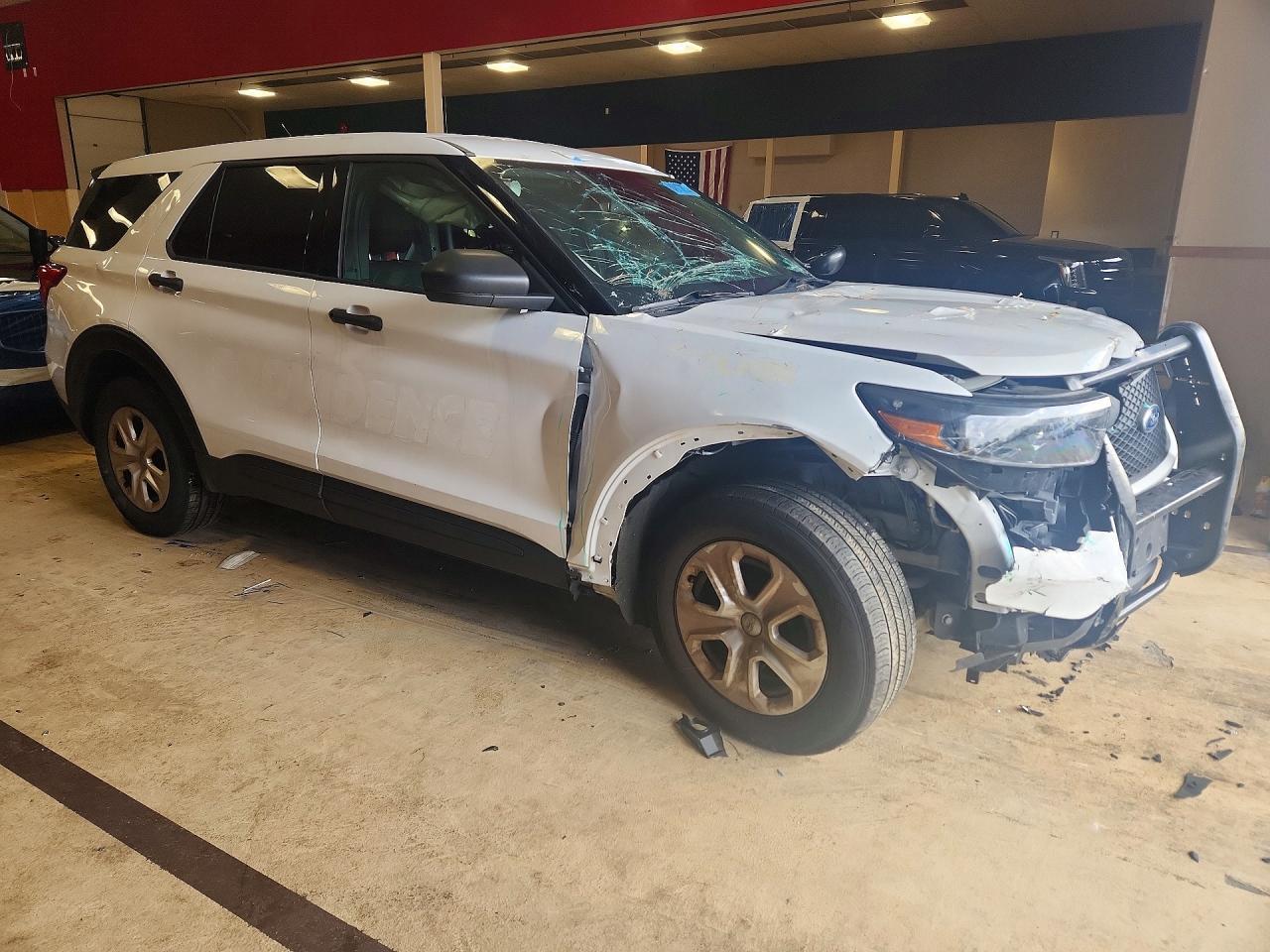 2020 Ford Explorer Police Interceptor - Image 4