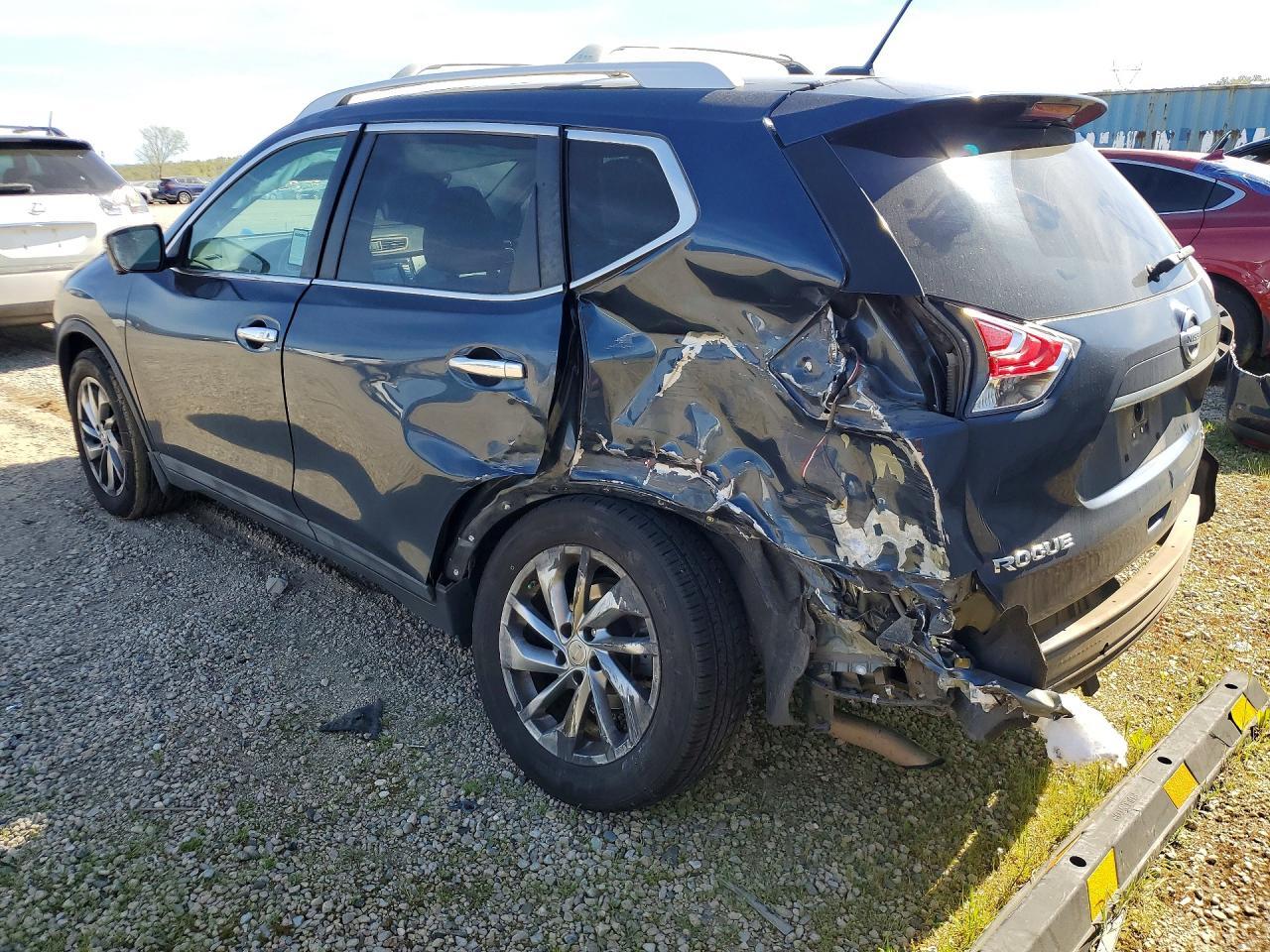 2015 Nissan Rogue Sl - Image 2