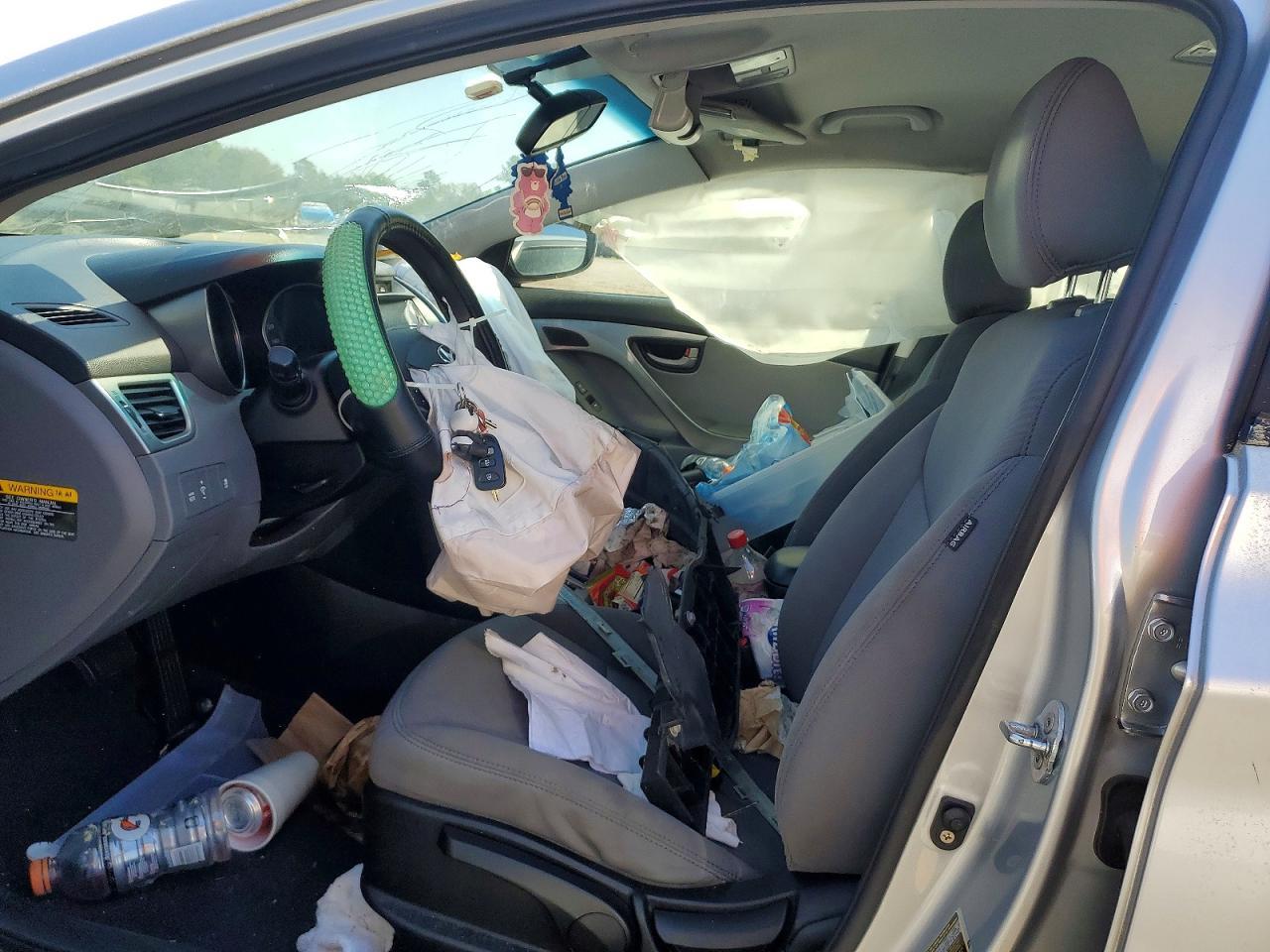 2011 Hyundai Elantra - Фото 7