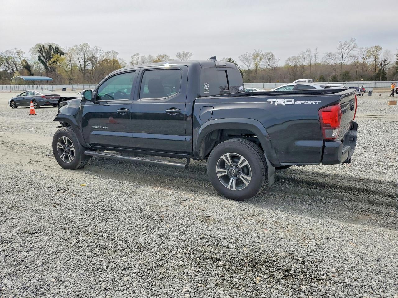 2019 Toyota Tacoma Trd Sport - Image 2