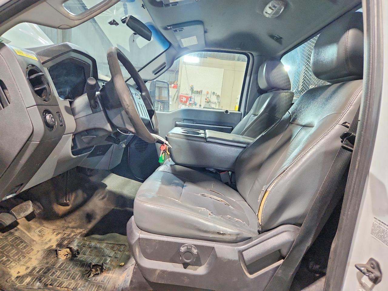 2013 Ford F350 Super Duty - Фото 7