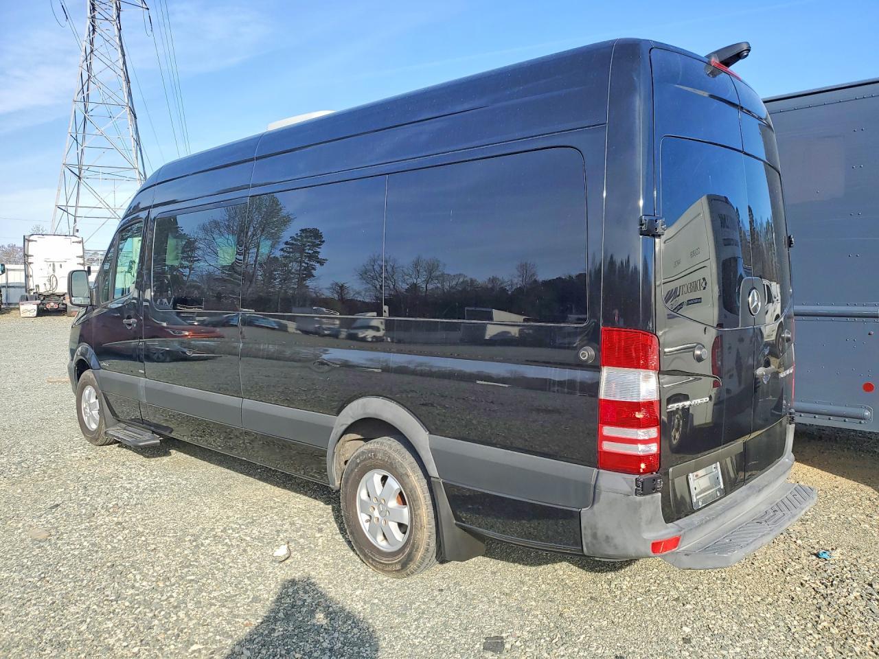 2015 Mercedes-Benz Sprinter 2500 - Image 2
