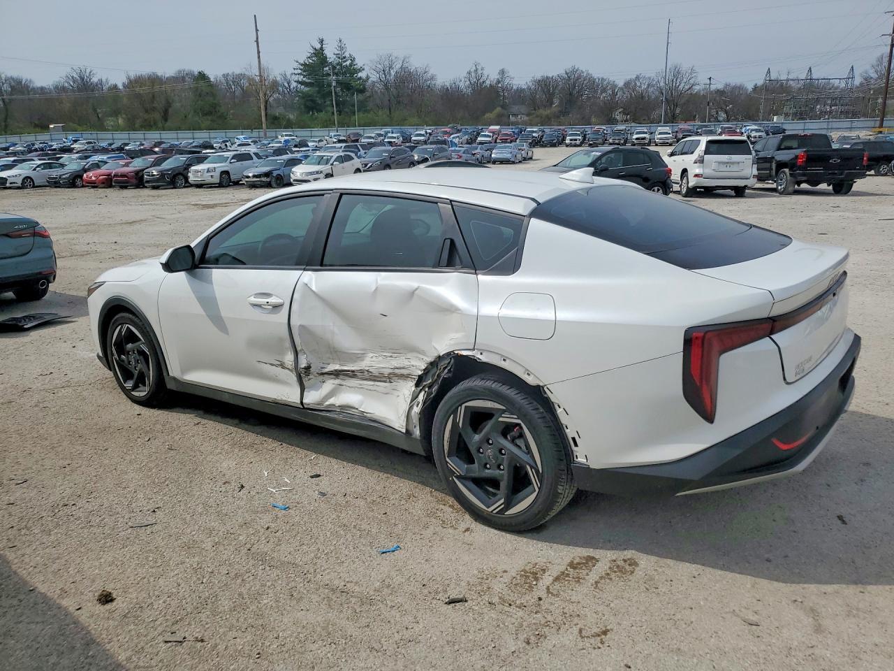 2025 Kia K4 Ex - Фото 2