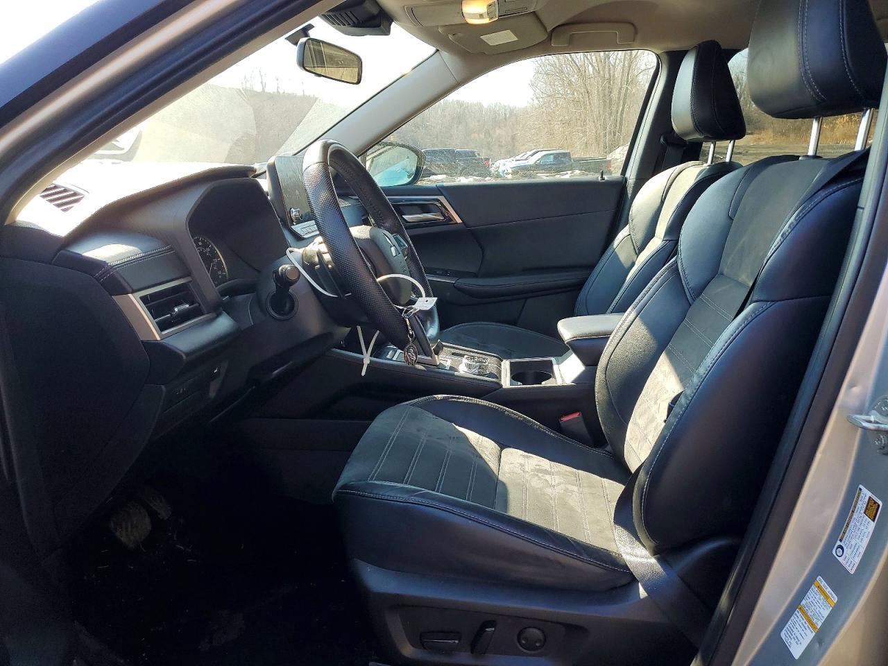 2022 Mitsubishi Outlander Se - Image 7