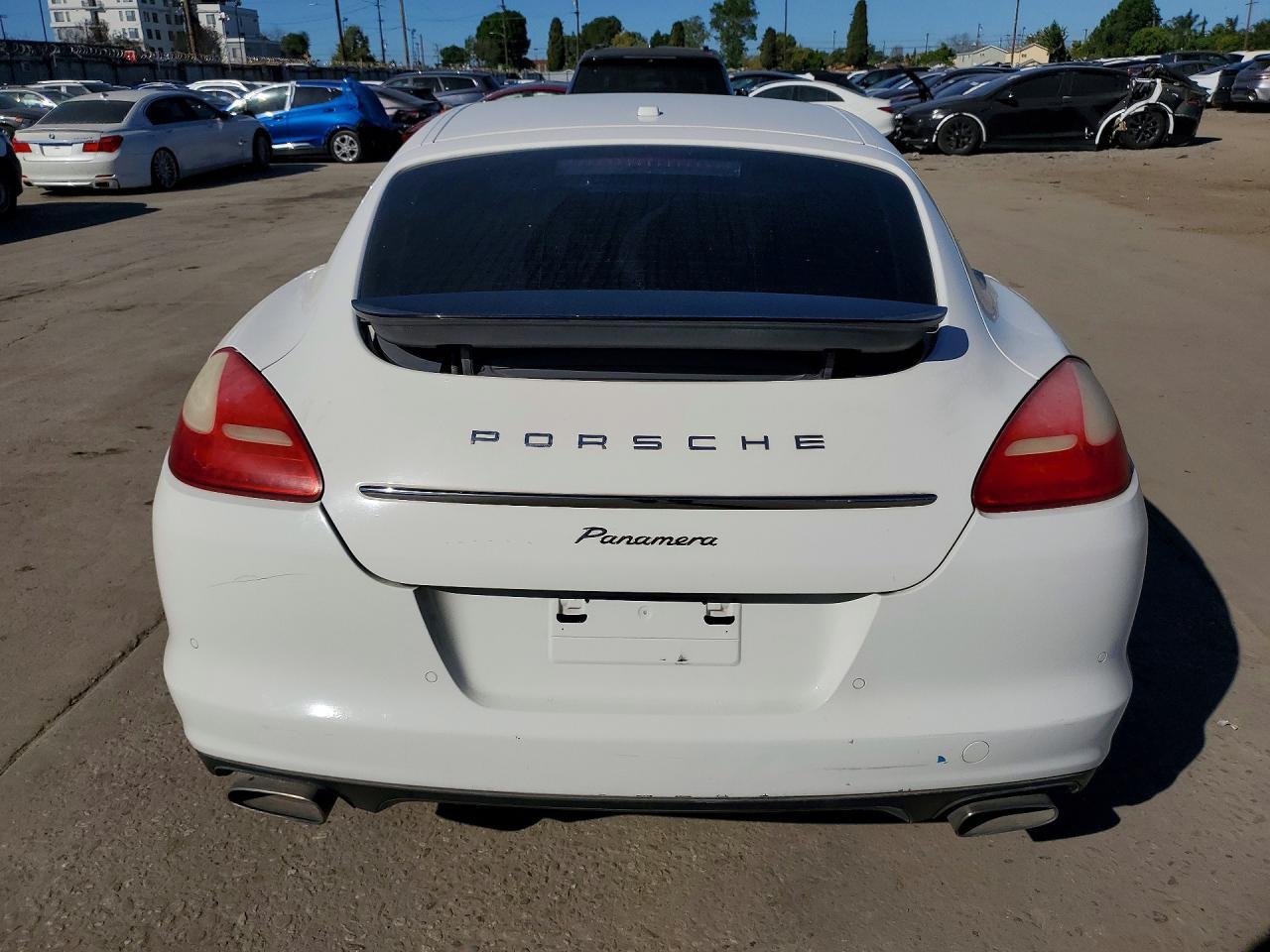 2012 Porsche Panamera 2 - Фото 6