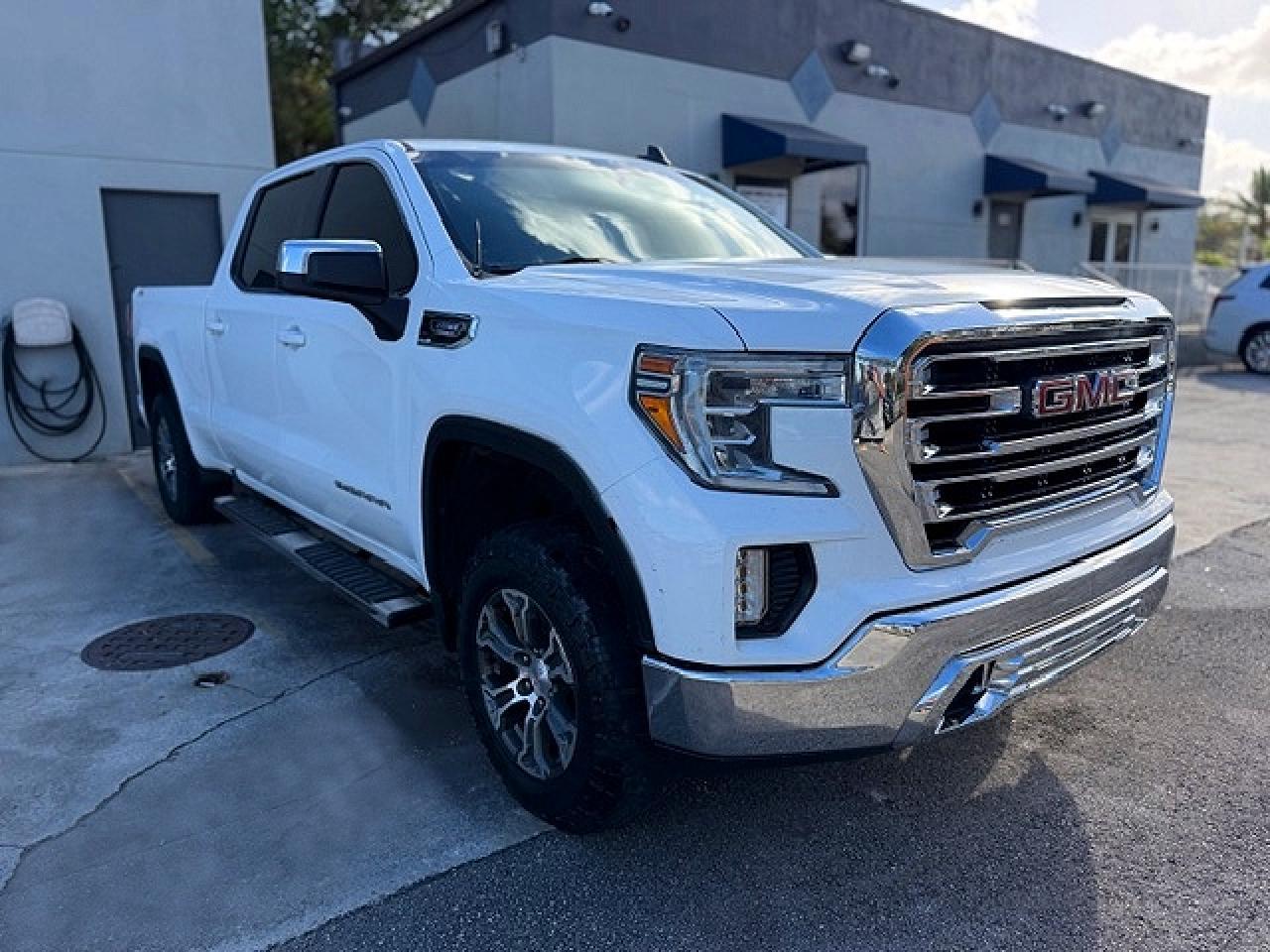 2021 GMC Sierra K1500 Sle - Image 4