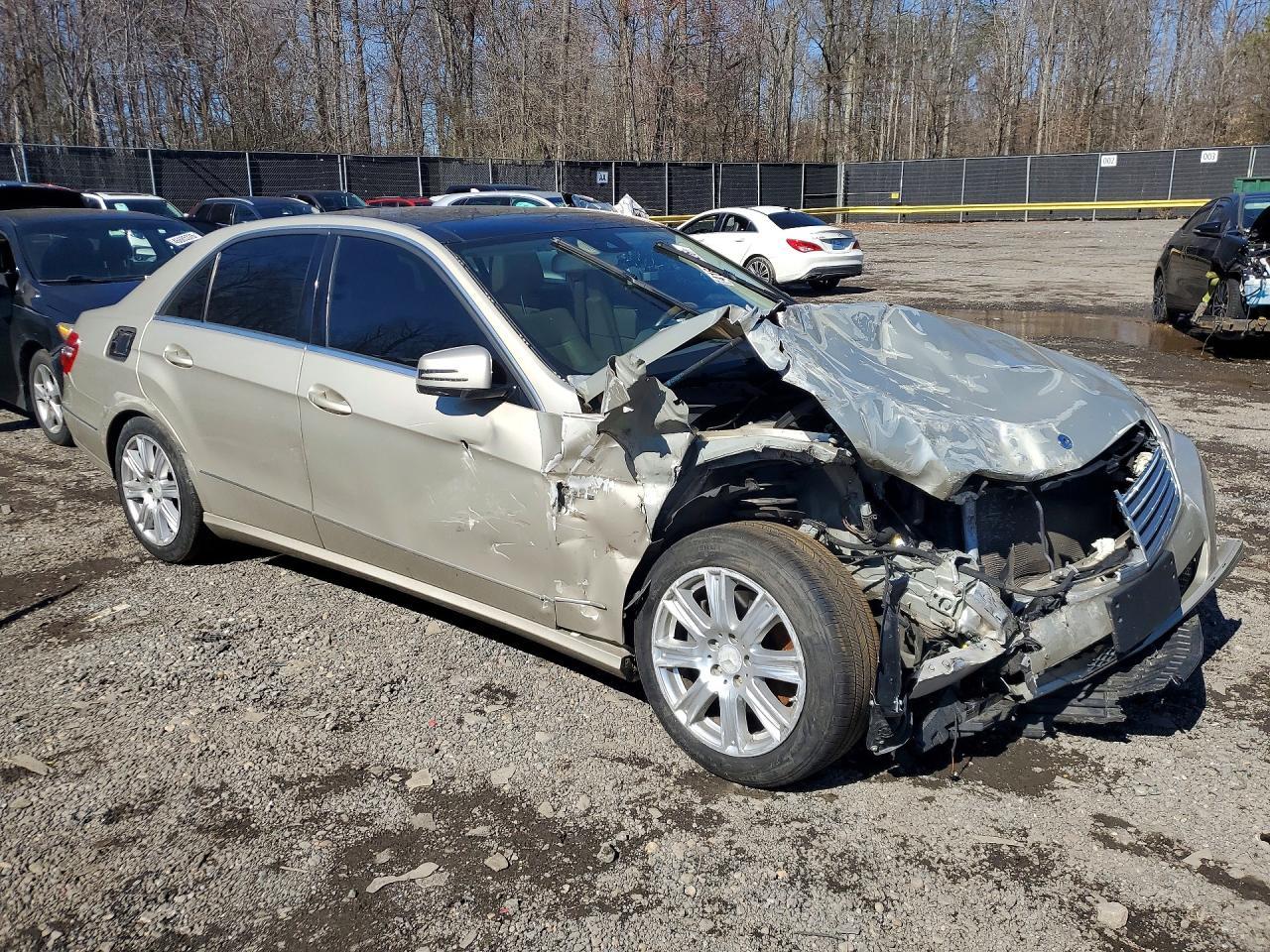 2012 Mercedes-Benz E 350 4Matic - Фото 4