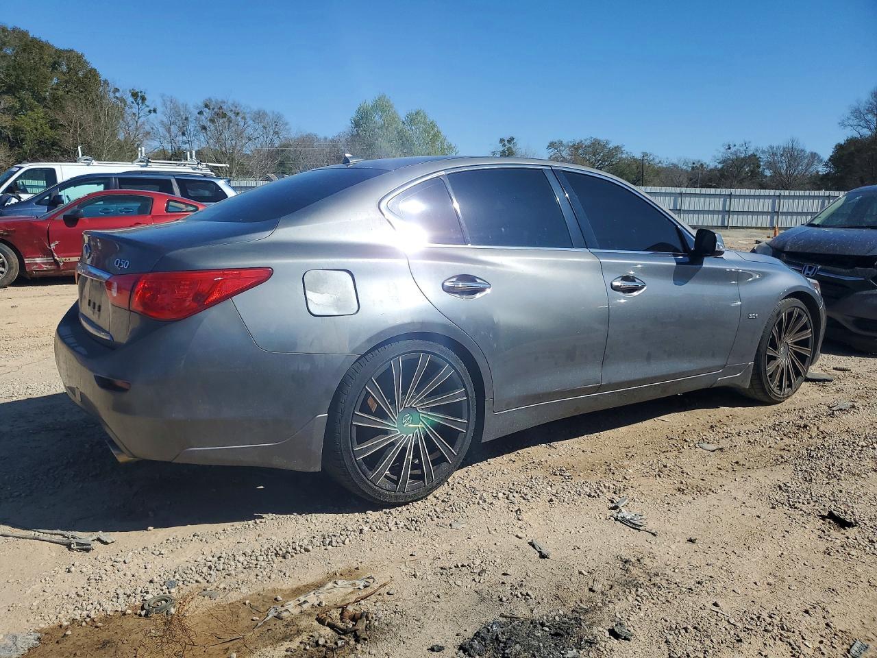 2017 Infiniti Q50 Premium - Фото 3