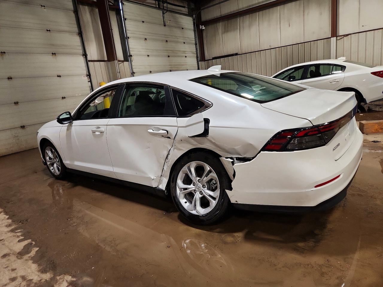 2025 Honda Accord Lx - Фото 2