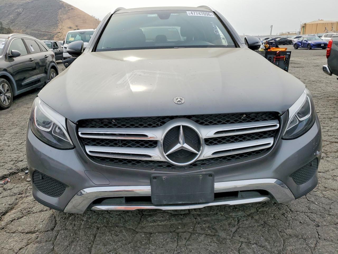 2019 Mercedes-Benz Glc 350E - Image 5